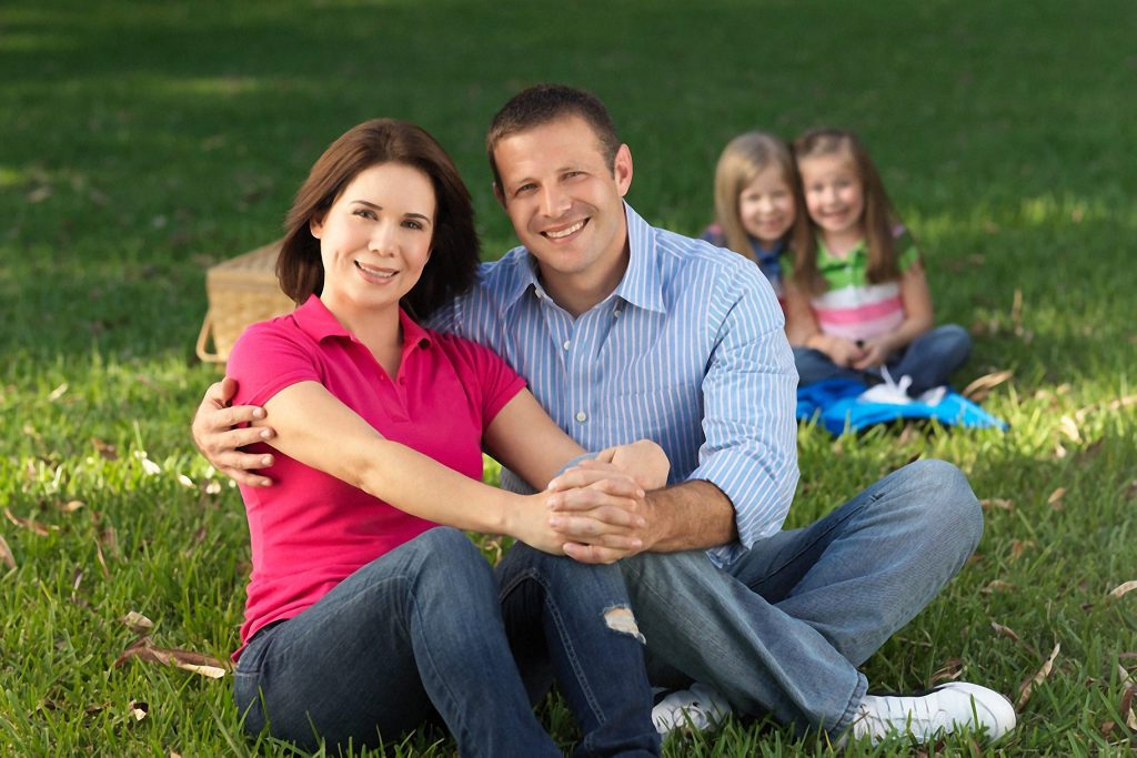 Portrait of Mum and Dad with young daughters Ringwood Family Photography
